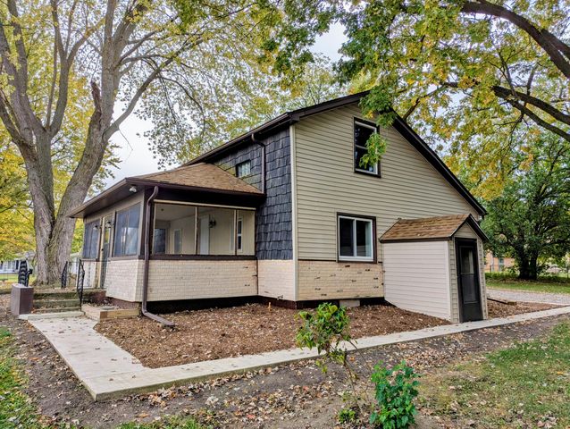 305 W Mulberry Street, Stryker, OH 43557