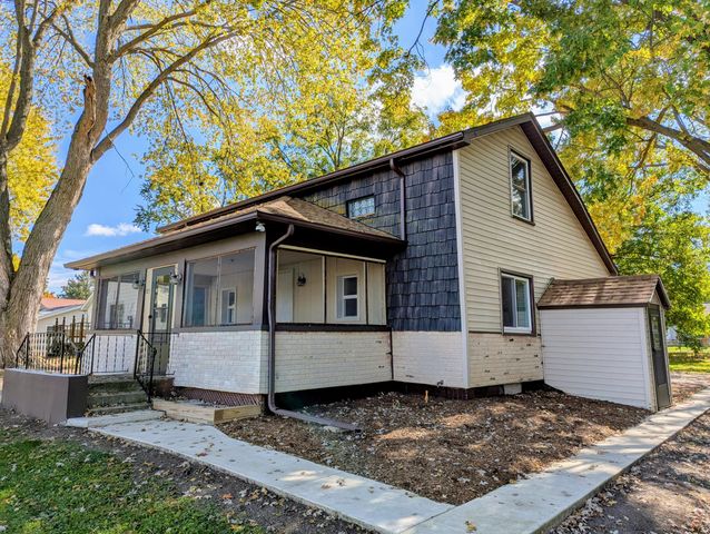 305 W Mulberry Street, Stryker, OH 43557