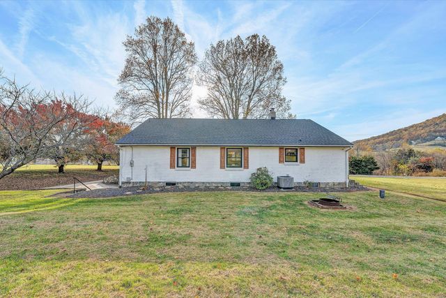 5970 Jubal Early, Hardy, VA 24101