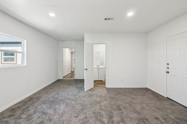 4765 Cecilia Avenue, Midlothian, TX 76065