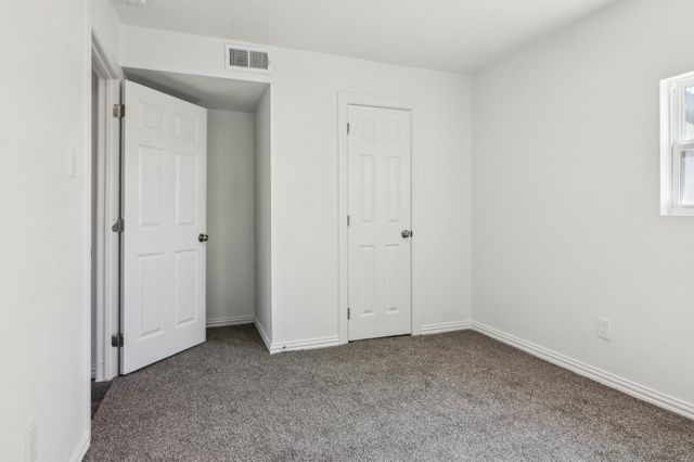 4765 Cecilia Avenue, Midlothian, TX 76065