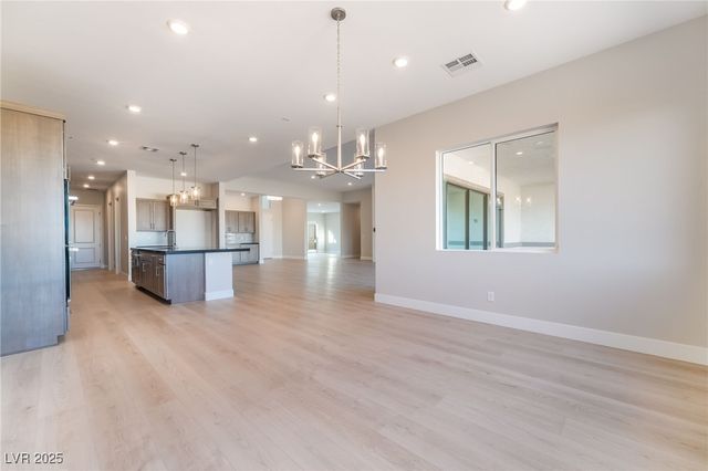 9162 Manitou Peak Avenue, Las Vegas, NV 89139