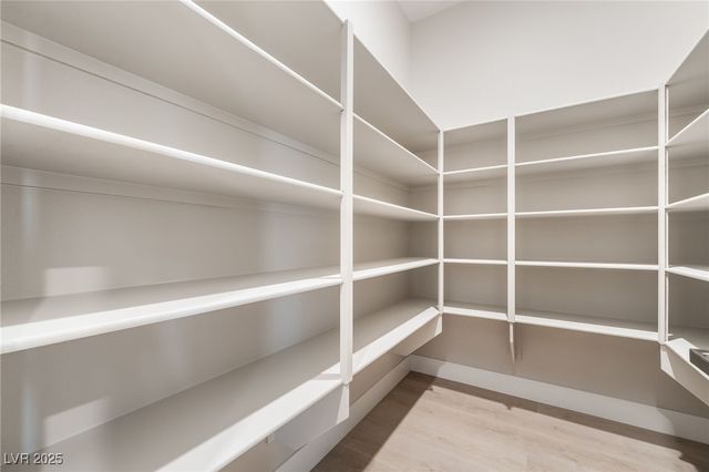 9162 Manitou Peak Avenue, Las Vegas, NV 89139