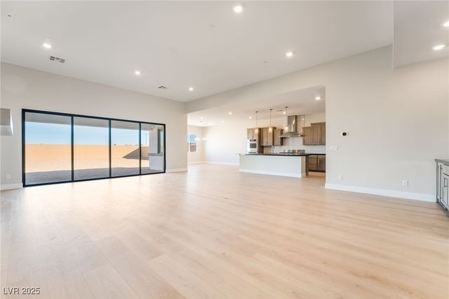 9162 Manitou Peak Avenue, Las Vegas, NV 89139