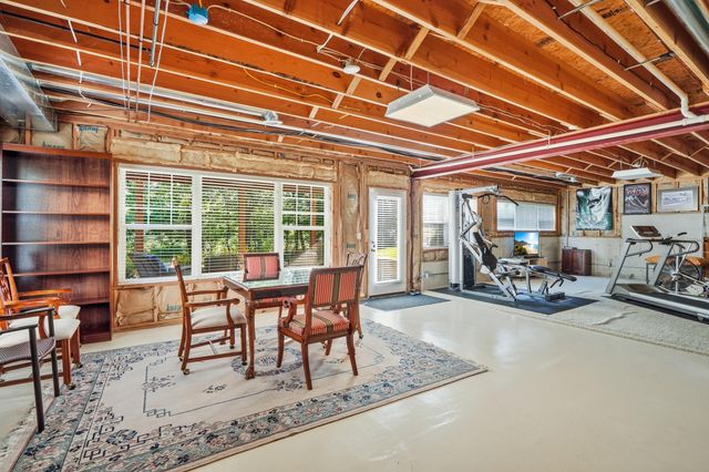 1806 Briam Drive, Valparaiso, IN 46383