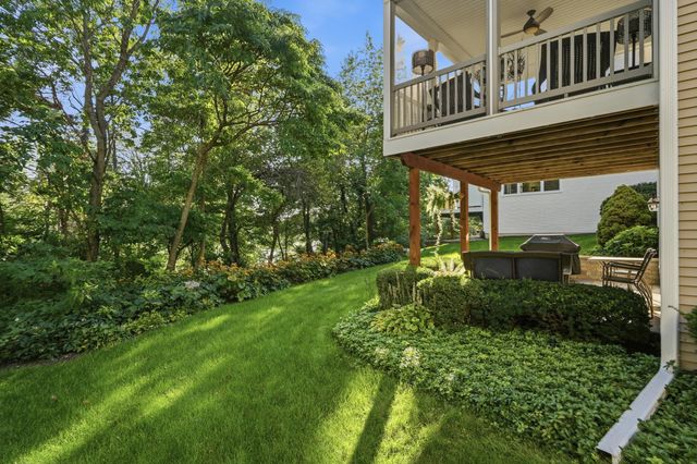 1806 Briam Drive, Valparaiso, IN 46383