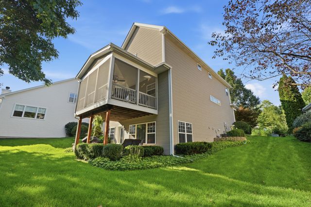 1806 Briam Drive, Valparaiso, IN 46383