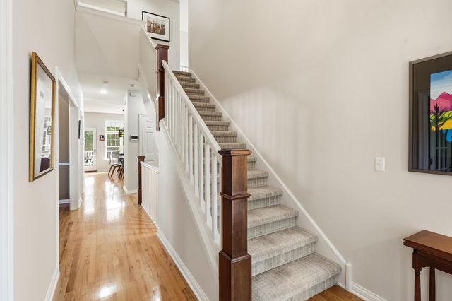 1806 Briam Drive, Valparaiso, IN 46383
