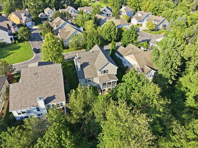 1806 Briam Drive, Valparaiso, IN 46383