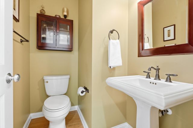 1806 Briam Drive, Valparaiso, IN 46383