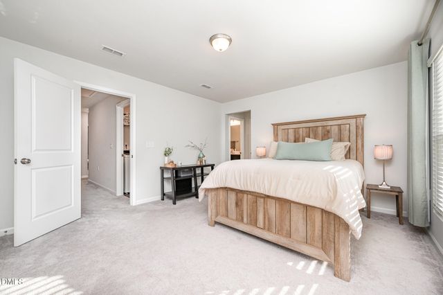 831 Mckenzie Park Terrace, Wendell, NC 27591