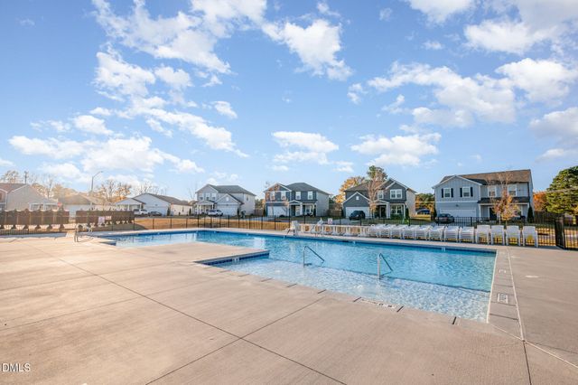 831 Mckenzie Park Terrace, Wendell, NC 27591