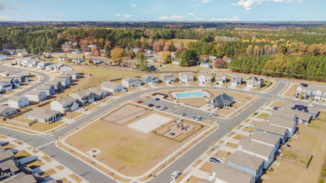 831 Mckenzie Park Terrace, Wendell, NC 27591