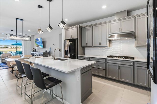 2499 CLIFF WAY, St Cloud, FL 34771