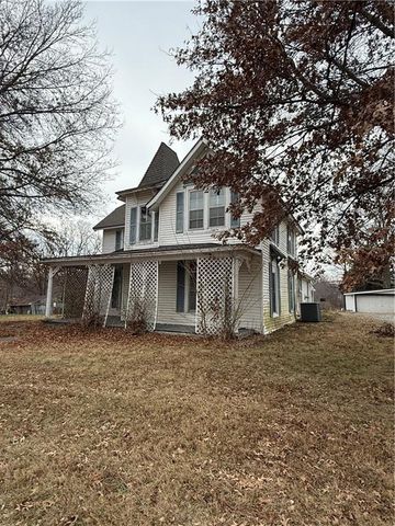 300 S Water Street, Maysville, MO 64469