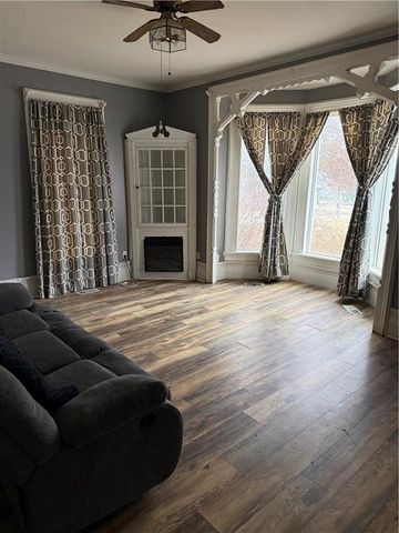 300 S Water Street, Maysville, MO 64469