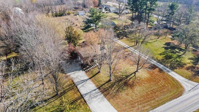 2406 S 300 W Road, Kokomo, IN 46902