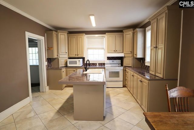 1109 Lyttleton Street, Camden, SC 29020