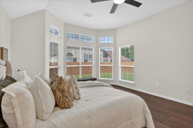 5116 Deer Ridge Court, Fort Worth, TX 76137
