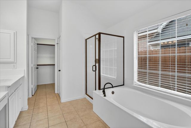 5116 Deer Ridge Court, Fort Worth, TX 76137