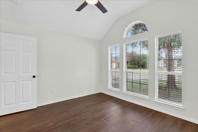 5116 Deer Ridge Court, Fort Worth, TX 76137