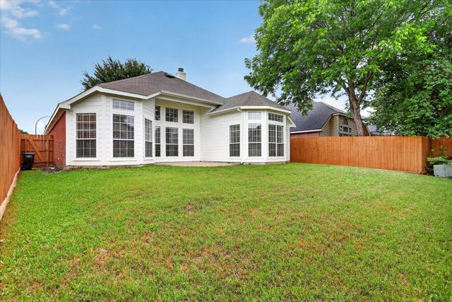 5116 Deer Ridge Court, Fort Worth, TX 76137