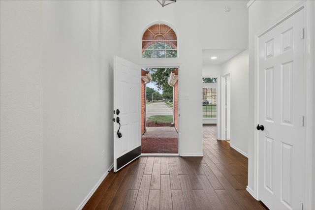 5116 Deer Ridge Court, Fort Worth, TX 76137