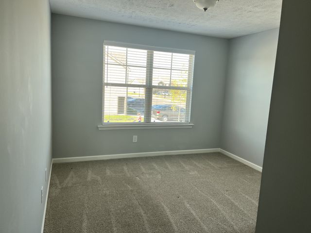 1004 Sully Dr, Smyrna, TN 37167