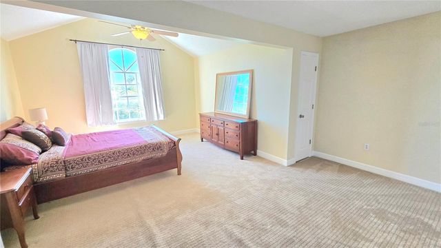 1806 LAGO VISTA BOULEVARD, Palm Harbor, FL 34685