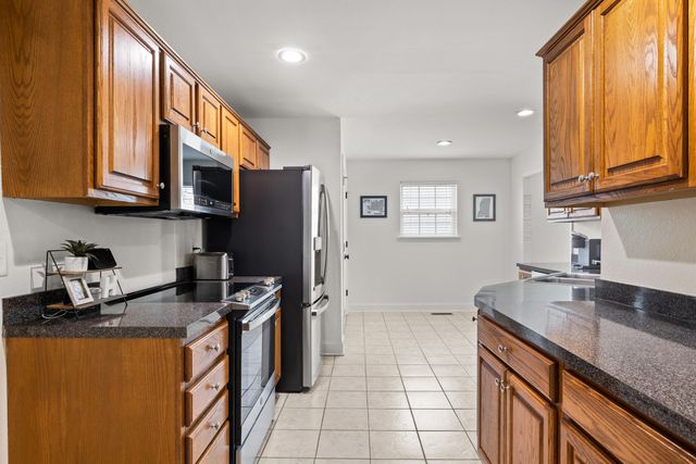 255 Kailors Cove Circle, Ringgold, GA 30736