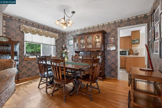 4476 Saint John Ln, Pittsburg, CA 94565