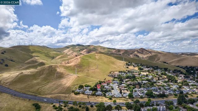 4476 Saint John Ln, Pittsburg, CA 94565