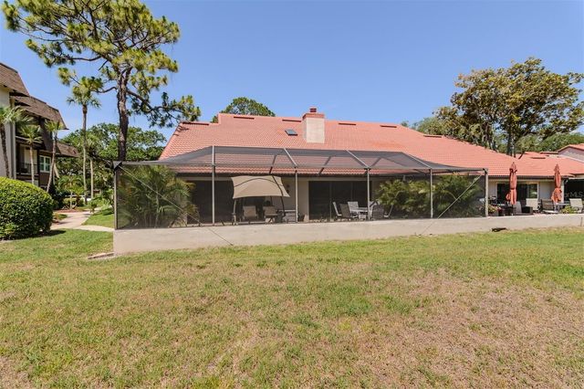 3041 BRAELOCH CIRCLE E, Clearwater, FL 33761