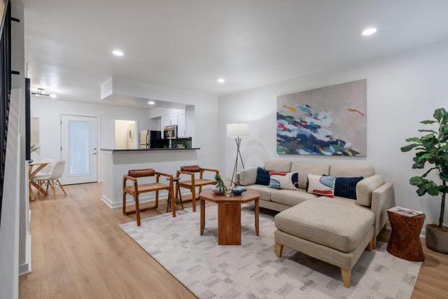 3601 Menchaca RD 118, Austin, TX 78704