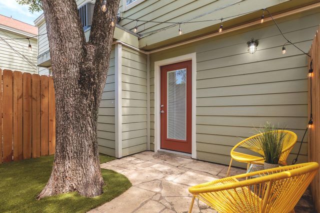 3601 Menchaca RD 118, Austin, TX 78704