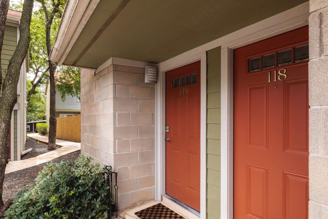 3601 Menchaca RD 118, Austin, TX 78704