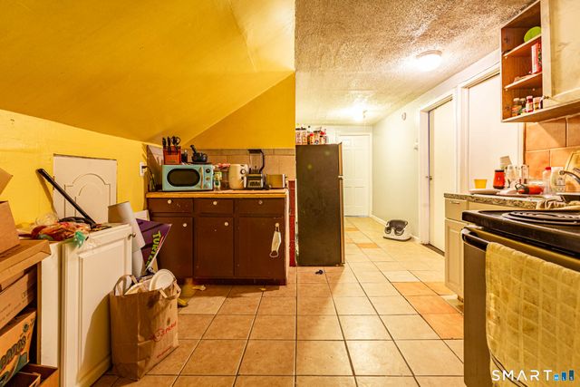 34 Adams Street, Hartford, CT 06112