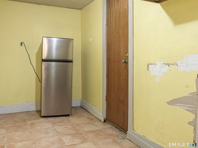 34 Adams Street, Hartford, CT 06112