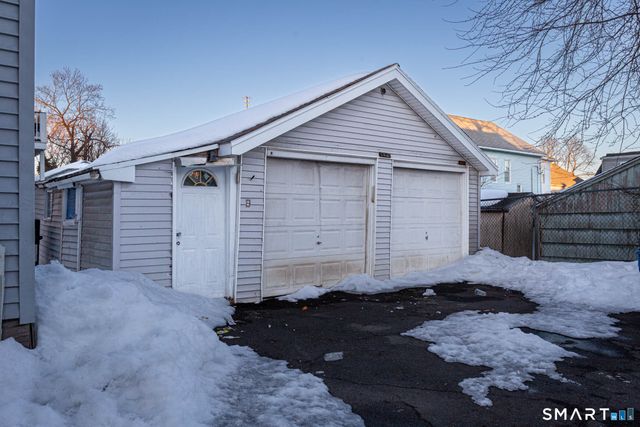 34 Adams Street, Hartford, CT 06112