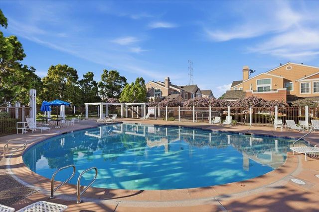 133 Positano Circle, Redwood City, CA 94065