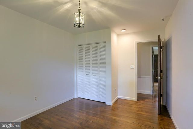 408 CANDLEWYCK RD, Camp Hill, PA 17011