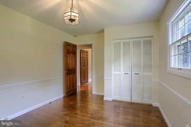 408 CANDLEWYCK RD, Camp Hill, PA 17011