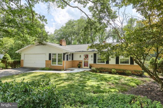 408 CANDLEWYCK RD, Camp Hill, PA 17011