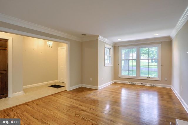 408 CANDLEWYCK RD, Camp Hill, PA 17011