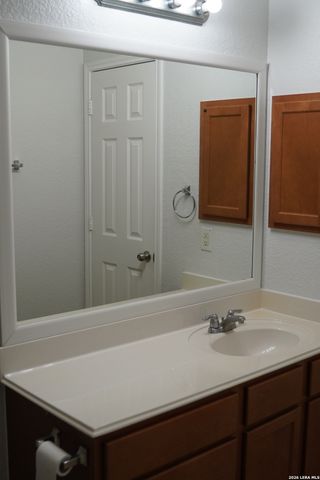 12315 Fleming Surf, San Antonio, TX 78249
