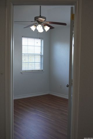 12315 Fleming Surf, San Antonio, TX 78249