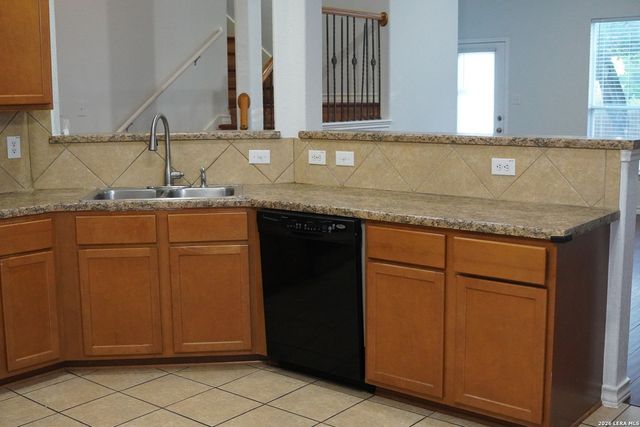 12315 Fleming Surf, San Antonio, TX 78249
