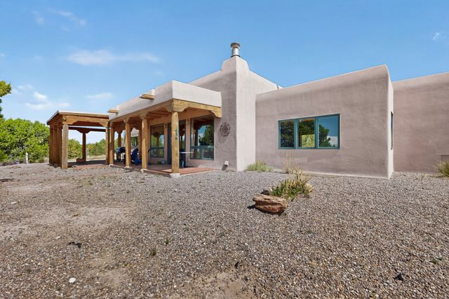 53 Balsa Road, Santa Fe, NM 87508
