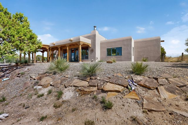 53 Balsa Road, Santa Fe, NM 87508