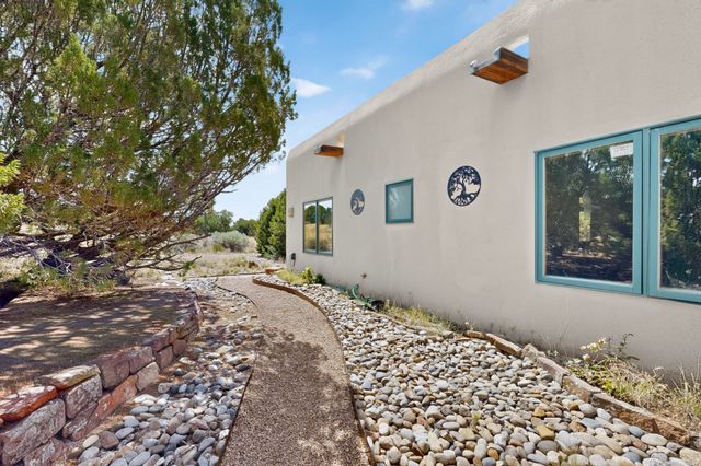 53 Balsa Road, Santa Fe, NM 87508